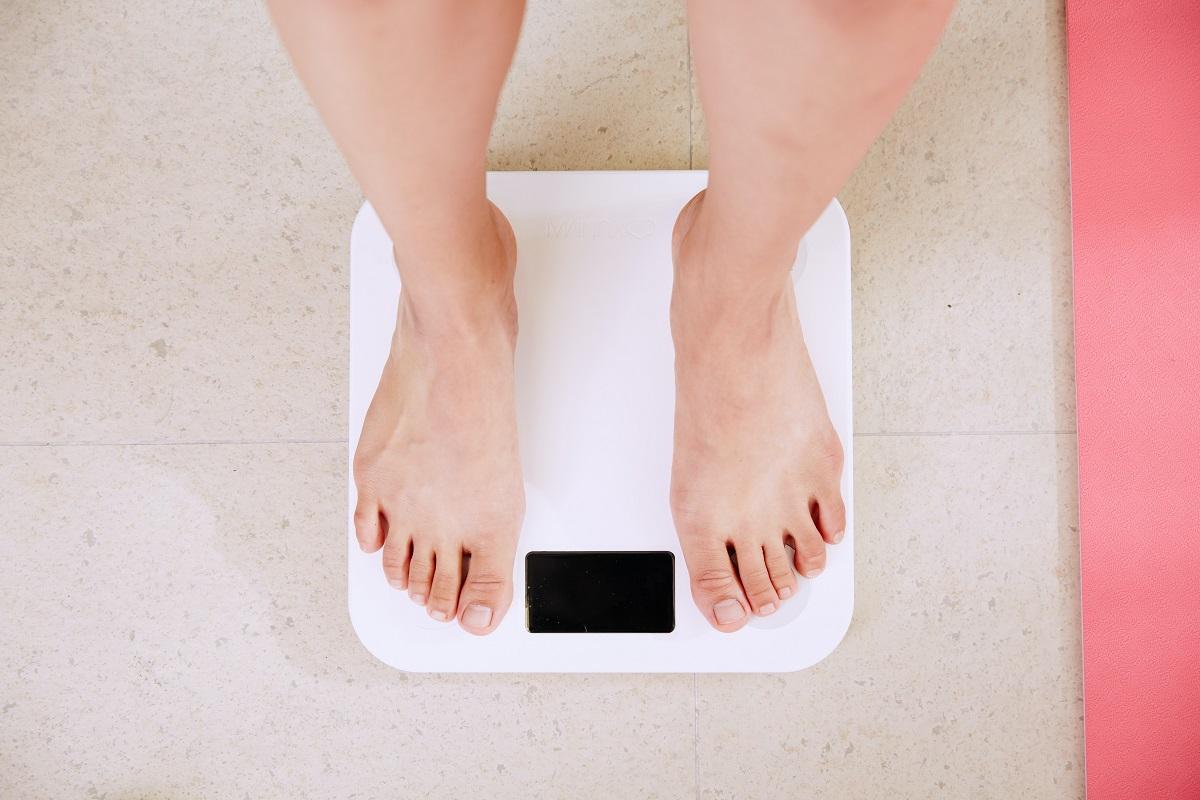 Por que o corpo recupera peso após dietas? Veja dicas para evitar reganho